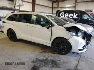 2021 Toyota Sienna XSE with VIN 5TDDRKEC5MS020642, listed as a Copart auction lot 49081755 with 53,489 mi miles and Salvage Title. Bid and sale history available at DreamBid. Image 4.