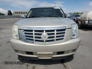 2009 Cadillac Escalade z VIN 1GYFK23229R284067, wystawiony jako Copart lot #55774135 z przebiegiem 160 978 mil mil oraz Szkoda całkowita • Salvage title. Historia ofert i sprzedaży dostępna na DreamBid. Obrazek 5.