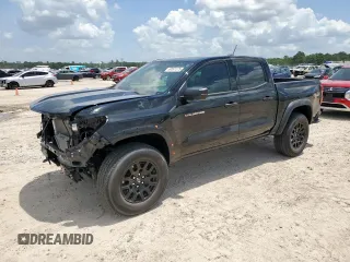 2024 Chevrolet Colorado 4WD Trail Boss with VIN 1GCPTEEK1R1247113, listed as a Copart auction lot 60091575 with 5,618 mi miles and Salvage title. Bid and sale history available at DreamBid. Image 1.