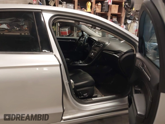 2018 Ford Fusion Titanium with VIN 3FA6P0D91JR138698, listed as a IAAI auction lot 41992522 with 95,017 mi miles and . Bid and sale history available at DreamBid. Image 5.