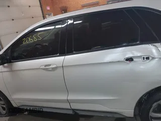 2017 Ford Edge Sport with VIN 2FMPK4AP2HBC63446, listed as a IAAI auction lot 41520685 with 72,011 mi miles. Bid and sale history available at carsss.com. Image 14.