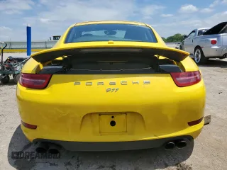 2015 Porsche 911 Carrera with VIN WP0AA2A96FS106430, listed as a Copart auction lot 61243483 with 61,635 mi miles. Bid and sale history available at carsss.com. Image 6.