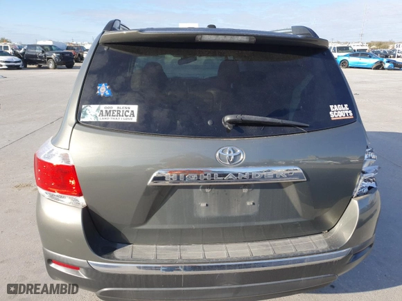 2011 Toyota Highlander Limited with VIN 5TDYK3EH1BS033070, listed as a Copart auction lot 48825685 with 0 mi miles and Salvage Title. Bid and sale history available at carsss.com. Image 6.