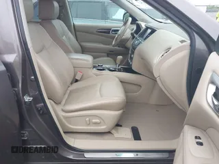 2014 Nissan Pathfinder SL with VIN 5N1AR2MM5EC642847, listed as a IAAI auction lot 42186822 with 237,438 mi miles. Bid and sale history available at carsss.com. Image 5.