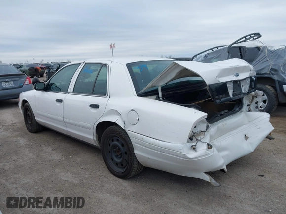 2006 Ford Police Interceptor z VIN 2FAFP71W96X150559, wystawiony jako IAAI lot #41590316 z przebiegiem 127 728 mil mil oraz . Historia ofert i sprzedaży dostępna na DreamBid. Obrazek 14.