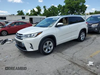 2017 Toyota Highlander Limited с VIN 5TDDZRFH5HS384570, выставлен на аукционе Copart как лот 63269685 с пробегом 88 904 миль миль и Списание • Salvage title. История ставок и продаж доступна на DreamBid. Изображение 1.