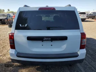 2017 Jeep Patriot Sport z VIN 1C4NJPBB4HD120494, wystawiony jako Copart lot #52203955 z przebiegiem 103 805 mil mil oraz Szkoda całkowita • Salvage title. Historia ofert i sprzedaży dostępna na DreamBid. Obrazek 6.
