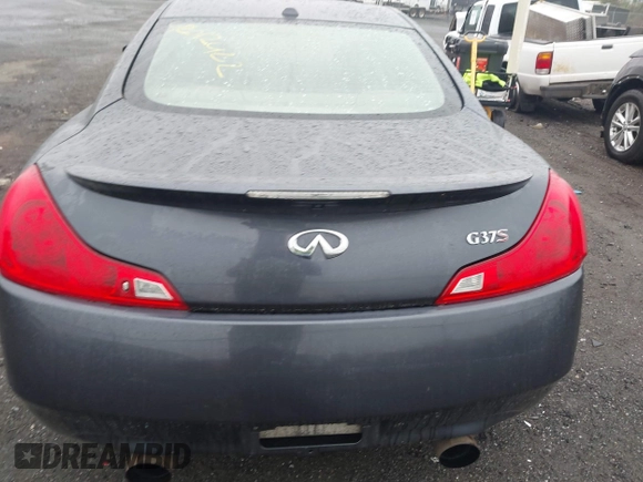 2009 Infiniti G37 with VIN JNKCV64E49M601987, listed as a IAAI auction lot 42012422 with 233,821 mi miles and . Bid and sale history available at carsss.com. Image 16.