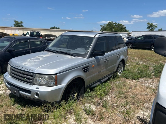 2008 Land Rover Range Rover Sport HSE with VIN SALSK25428A171759, listed as a Copart auction lot 55530215 with 169,102 mi miles and Clean Title. Bid and sale history available at carsss.com. Image 2.