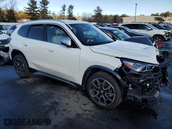 2024 BMW X1 xDrive28i with VIN WBX73EF02R5008534, listed as a Copart auction lot 43557675 with 0 mi miles and Salvage Title. Bid and sale history available at carsss.com. Image 4.