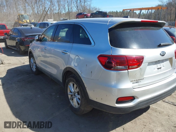 2019 Kia Sorento L with VIN 5XYPG4A38KG456514, listed as a IAAI auction lot 41714142 with 53,777 mi miles. Bid and sale history available at carsss.com. Image 3.