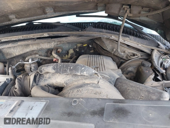 2002 GMC Sierra 1500 SLE z VIN 2GTEC19V121150546, wystawiony jako IAAI lot #40974798 z przebiegiem Nie podano mil oraz . Historia ofert i sprzedaży dostępna na DreamBid. Obrazek 10.