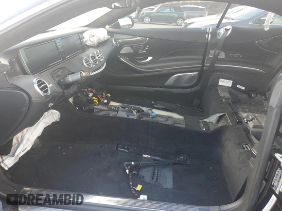 2015 Mercedes-Benz S-Class S 63 AMG with VIN WDDXJ7JBXFA010533, listed as a Copart auction lot 37730334 with 0 mi miles and Non Repairable. Bid and sale history available at carsss.com. Image 7.