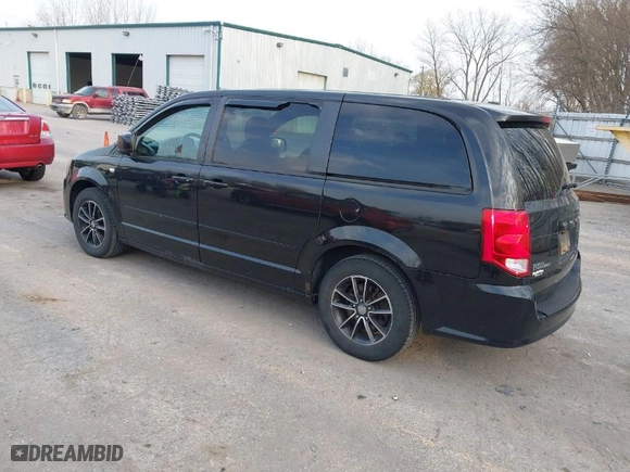 2014 Dodge Grand Caravan SE with VIN 2C4RDGBG1ER362169, listed as a IAAI auction lot 42011429 with 182,470 mi miles. Bid and sale history available at carsss.com. Image 3.