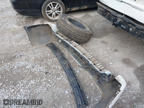 2013 Chevrolet Tahoe LT с VIN 1GNSCBE06DR210891, выставлен на аукционе IAAI как лот 40966533 с пробегом 133 725 миль миль и . История ставок и продаж доступна на DreamBid. Изображение 12.