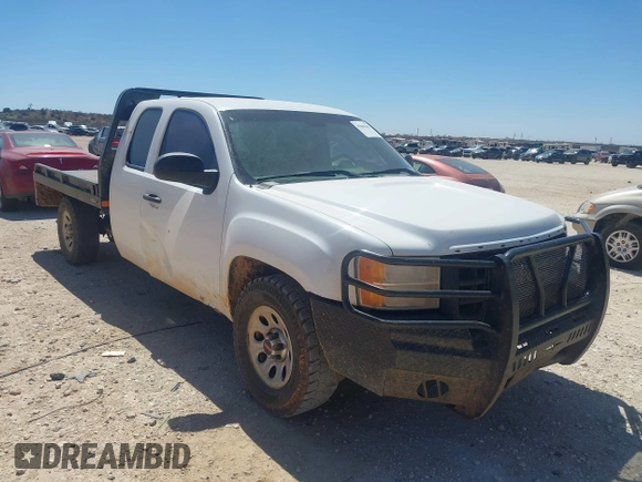 2010 GMC Sierra 1500 with VIN 1GTSKTE08AZ259166, listed as a IAAI auction lot 41846661 with 173,870 mi miles and . Bid and sale history available at DreamBid. Image 1.