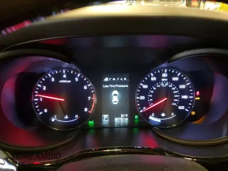 2015 Kia K900 Luxury with VIN KNALW4D40F6022423, listed as a Copart auction lot 42554635 with 82,731 mi miles and Salvage Title. Bid and sale history available at carsss.com. Image 9.