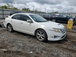 2012 Ford Fusion SE z VIN 3FAHP0HA1CR353093, wystawiony jako Copart lot #57113615 z przebiegiem 120 769 mil mil oraz Szkoda całkowita • Salvage title. Historia ofert i sprzedaży dostępna na DreamBid. Obrazek 4.