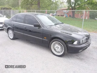 1997 BMW 5 Series 540i z VIN WBADE6324VBW51093, wystawiony jako IAAI lot #42127597 z przebiegiem 232 398 mil mil oraz . Historia ofert i sprzedaży dostępna na DreamBid. Obrazek 1.