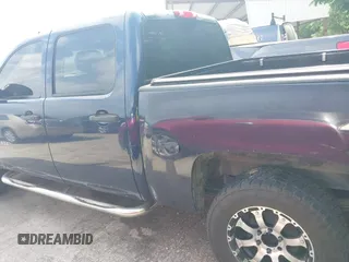 2010 Chevrolet Silverado 1500 LT with VIN 3GCRKSEA1AG223465, listed as a IAAI auction lot 42126593 with 196,338 mi miles and . Bid and sale history available at DreamBid. Image 14.