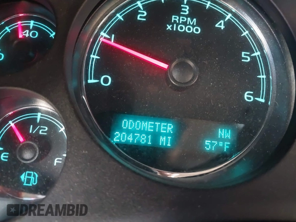 2014 Chevrolet Tahoe LT z VIN 1GNSCBE01ER190342, wystawiony jako IAAI lot #41578109 z przebiegiem 204 781 mil mil oraz . Historia ofert i sprzedaży dostępna na DreamBid. Obrazek 15.