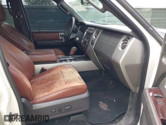 2012 Ford Expedition XLT с VIN 1FMJU1H57CEF46926, выставлен на аукционе IAAI как лот 42200761 с пробегом 256 102 миль миль и . История ставок и продаж доступна на DreamBid. Изображение 5.