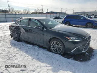 2024 Lexus ES 350 Ultra Luxury with VIN 58AFZ1B1XRU172705, listed as a Copart auction lot 45156825 with 9,600 mi miles and Salvage title. Bid and sale history available at DreamBid. Image 4.