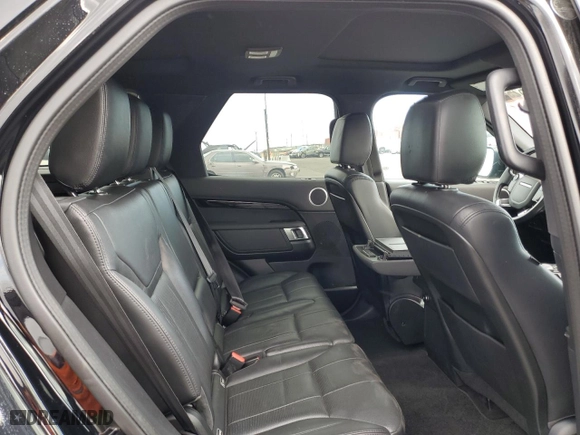 2020 Land Rover Discovery SE with VIN SALRG2RV9L2423500, listed as a Copart auction lot 44211625 with 68,069 mi miles and Clean Title. Bid and sale history available at carsss.com. Image 11.