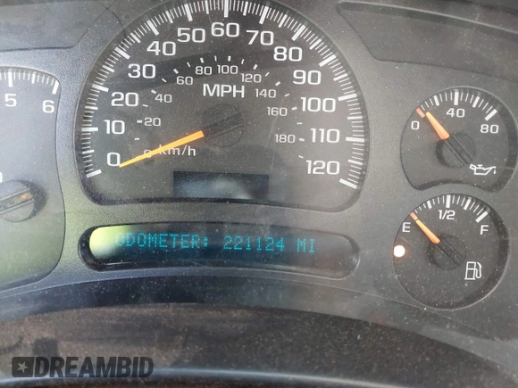 2005 Chevrolet Suburban LT z VIN 1GNEC16ZX5J100236, wystawiony jako IAAI lot #41920678 z przebiegiem 221 124 mil mil oraz . Historia ofert i sprzedaży dostępna na DreamBid. Obrazek 7.