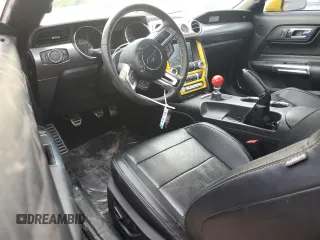 2016 Ford Mustang GT z VIN 1FA6P8CF7G5309861, wystawiony jako Copart lot #61131805 z przebiegiem 28 236 mil mil oraz Nie do naprawy • Non repairable. Historia ofert i sprzedaży dostępna na DreamBid. Obrazek 8.