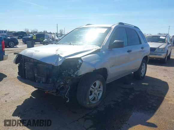 2006 Kia Sportage LX with VIN KNDJE723467202880, listed as a IAAI auction lot 41828141 with 263,068 mi miles and . Bid and sale history available at DreamBid. Image 2.