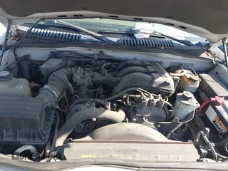 2005 Ford Explorer XLS с VIN 1FMZU62K75UA37796, выставлен на аукционе IAAI как лот 42826535 с пробегом 97 807 миль миль и . История ставок и продаж доступна на DreamBid. Изображение 10.
