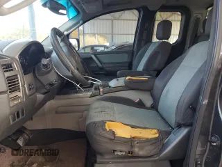 2004 Nissan Titan SE with VIN 1N6AA06A44N563608, listed as a Copart auction lot 78002114 with 233,130 mi miles and Non Repairable. Bid and sale history available at carsss.com. Image 7.