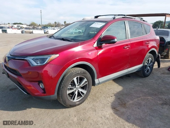 2018 Toyota RAV4 XLE with VIN 2T3WFREV0JW433753, listed as a IAAI auction lot 41761045 with 79,492 mi miles. Bid and sale history available at carsss.com. Image 2.