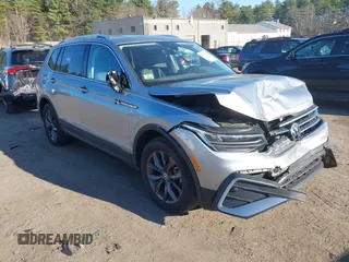 2023 Volkswagen Tiguan SE z VIN 3VVMB7AX4PM128007, wystawiony jako IAAI lot #42069544 z przebiegiem 19 994 mil mil oraz . Historia ofert i sprzedaży dostępna na DreamBid. Obrazek 13.