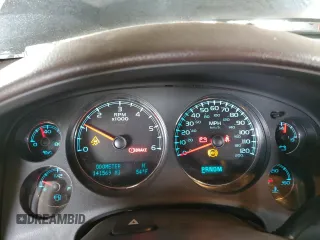 2009 GMC Yukon Denali z VIN 1GKFK03269R144974, wystawiony jako Copart lot #49354815 z przebiegiem 141 569 mil mil oraz Szkoda całkowita • Salvage title. Historia ofert i sprzedaży dostępna na DreamBid. Obrazek 9.