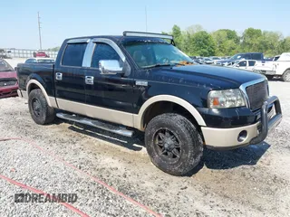2007 Ford F-150 XLT with VIN 1FTPW12V97FA54240, listed as a IAAI auction lot 42040380 with 257,291 mi miles. Bid and sale history available at carsss.com. Image 1.