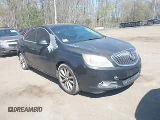 2014 Buick Verano Convenience Group with VIN 1G4PR5SK5E4172598, listed as a IAAI auction lot 42060693 with 226,948 mi miles. Bid and sale history available at carsss.com. Image 1.