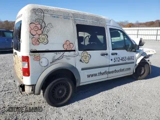 2013 Ford Transit Connect XL with VIN NM0LS6AN8DT175957, listed as a Copart auction lot 82592634 with 0 mi miles and Salvage Title. Bid and sale history available at carsss.com. Image 3.