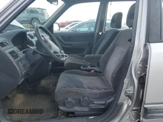 2001 Honda CR-V LX with VIN JHLRD28471C000630, listed as a Copart auction lot 76258504 with 93,501 mi miles and Salvage Title. Bid and sale history available at carsss.com. Image 7.