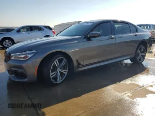 2019 BMW 7 Series 750i with VIN WBA7F0C59KGM25051, listed as a Copart auction lot 87285534 with 0 mi miles and Salvage Title. Bid and sale history available at carsss.com. Image 1.