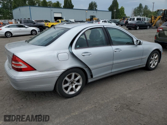 2007 Mercedes-Benz C 280 Luxury с VIN WDBRF92H37F924807, выставлен на аукционе Copart как лот 65853925 с пробегом 179 211 миль миль и Списание • Salvage title. История ставок и продаж доступна на DreamBid. Изображение 3.