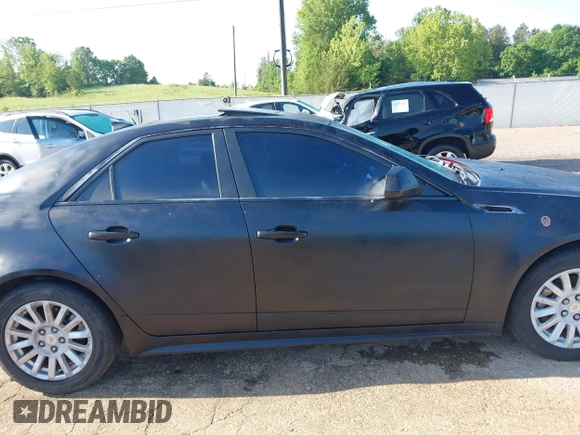 2012 Cadillac CTS z VIN 1G6DA5E51C0152943, wystawiony jako IAAI lot #42116892 z przebiegiem 176 049 mil mil oraz . Historia ofert i sprzedaży dostępna na DreamBid. Obrazek 13.