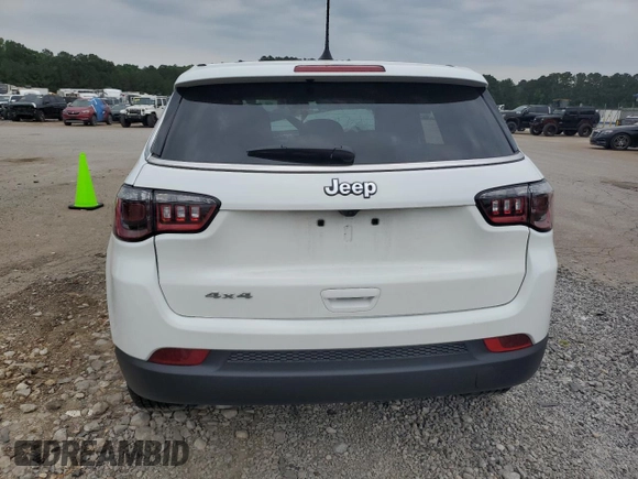 2025 Jeep Compass Sport with VIN 3C4NJDAN6ST505776, listed as a Copart auction lot 57025185 with 9,180 mi miles and Salvage title. Bid and sale history available at DreamBid. Image 6.