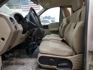 2007 Ford F-150 XL z VIN 1FTRF14WX7KB93881, wystawiony jako Copart lot #89366415 z przebiegiem 114 286 mil mil oraz Szkoda całkowita • Salvage title. Historia ofert i sprzedaży dostępna na DreamBid. Obrazek 7.