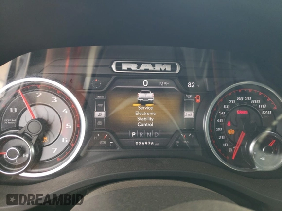 2022 Ram 1500 Big Horn with VIN 1C6SRFFT0NN135872, listed as a Copart auction lot 67926764 with 26,976 mi miles and Salvage title. Bid and sale history available at DreamBid. Image 9.
