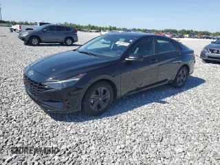 2022 Hyundai Elantra SEL z VIN 5NPLM4AG9NH071390, wystawiony jako Copart lot #53610815 z przebiegiem 90 701 mil mil oraz Nie do naprawy • Non repairable. Historia ofert i sprzedaży dostępna na DreamBid. Obrazek 1.