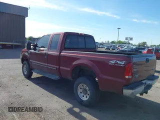 2000 Ford F-250 XL z VIN 1FTNX21L7YEC32700, wystawiony jako IAAI lot #42230855 z przebiegiem 195 662 mil mil oraz . Historia ofert i sprzedaży dostępna na DreamBid. Obrazek 3.