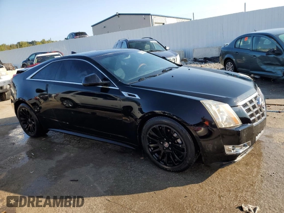 2012 Cadillac CTS Premium z VIN 1G6DS1E35C0105144, wystawiony jako Copart lot #71043834 z przebiegiem 126 227 mil mil oraz Szkoda całkowita • Salvage title. Historia ofert i sprzedaży dostępna na DreamBid. Obrazek 4.