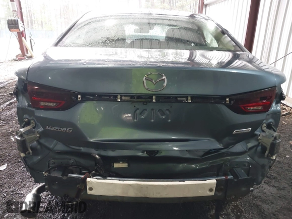 2018 Mazda Mazda6 Touring with VIN JM1GL1VM6J1313332, listed as a IAAI auction lot 41904791 with 71,558 mi miles. Bid and sale history available at carsss.com. Image 17.